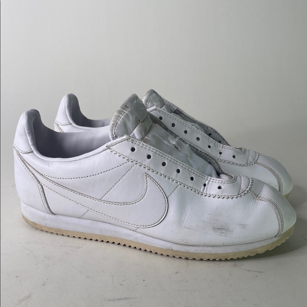 Nike Cortez Classic White Athletic Shoes Men’s Size 10 - tan laces included